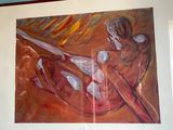 un tableau représentant une femme tenant un couteau dans une main et un autre couteau dans l'autre