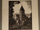 une photo d'une photo d'une église accrochée au mur