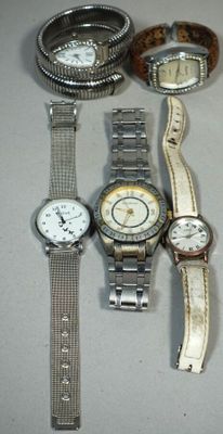 Lot de 5 montres en l'état