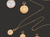 une collection de bijoux en or comprenant une montre de poche et un collier