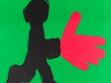 La couverture du livre « Bonjou vosin » représente une main tendue vers un objet rouge.