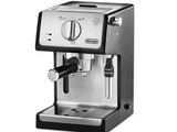 Machine à café Delonge Espressor avec finition en acier inoxydable