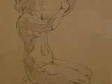 dessin au crayon représentant une femme assise par terre, les mains en l'air