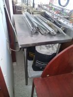 2 tables inox (photo 2)