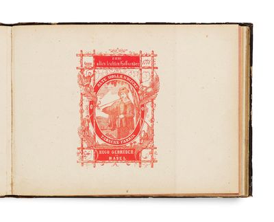 un livre ouvert sur lequel figure un tampon rouge