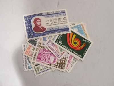 472.57 - Pochette DE Timbres France Neufs .