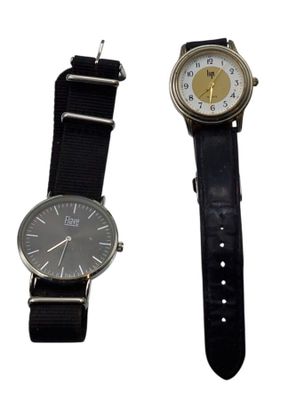 2 montres à Quartz dont LIP