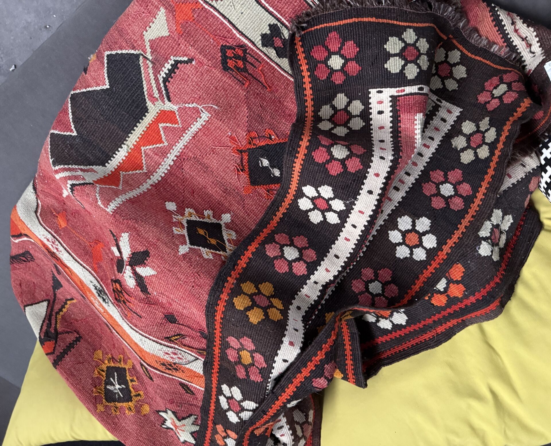 Objets d'art & Curiosités