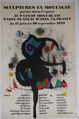 tableau représentant une femme en robe noire tenant un parapluie coloré
