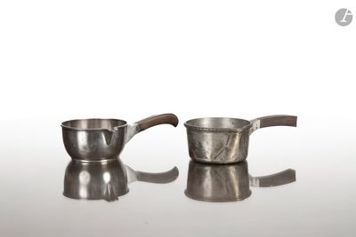 ensemble de sucrier et de pot à crème en métal argenté