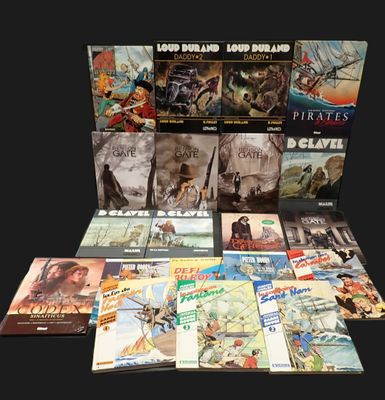 un grand nombre de livres posés sur une table
