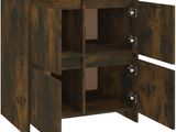 une photo d'une armoire en bois dont les deux portes sont ouvertes