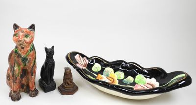 Lot comprenant : -VALLAURIS. Coupe en céramique à décor de f…