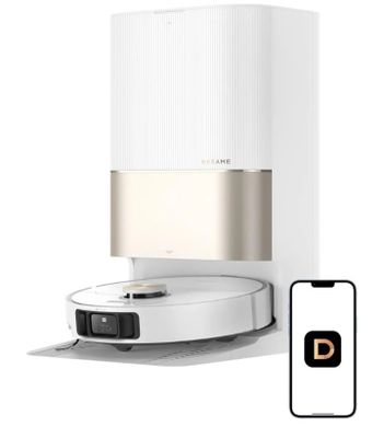un gros plan d'un « roombake » blanc avec une télécommande
