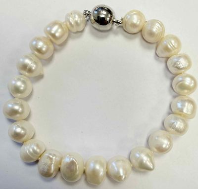 BRACELET DE 21 PERLES D'EAU DOUCE BLANCHES 21 perles d'eau d…
