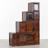 Un « kaidan tansu » oriental, ou commode en escalier modulai… (photo 5)