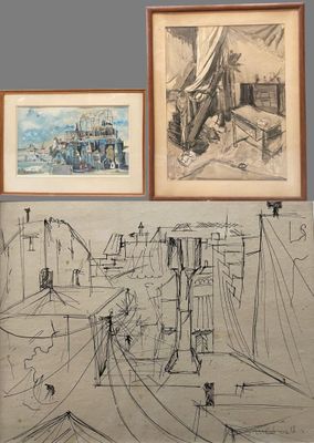 Deux dessins représentant des bateaux sont accrochés au mur, à côté d'un tableau.
