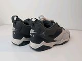 nike air trainer black and white