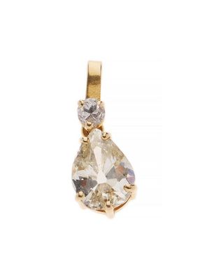 un pendentif en or jaune serti d'un diamant taille poire