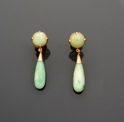 Paire de pendants d'oreilles en or jaune 18K 750 millièmes, …