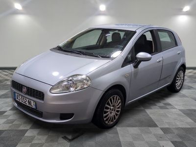 FIAT Grande Punto 1.3 Multijet 16V 75 Dynamic - Voiture d'occasion fiable