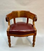 FAUTEUIL DE BUREAU en acajou et placage d'acajou à dossier à…