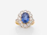 Bague ovale en saphir et diamants