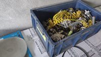 Lot comprenant : 2 ventouses, caisse d'accessoires pour outi… (photo 2)