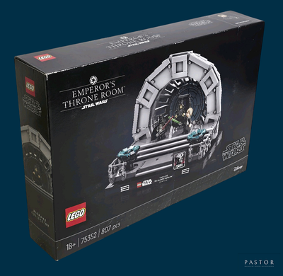 une boîte contenant un ensemble Lego Star Wars