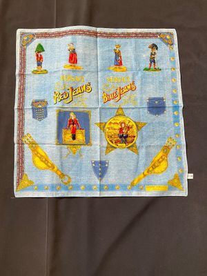 Carré Gianni Versace red jeans woman –blue jeans man bleu . Années 199 - Photo 1