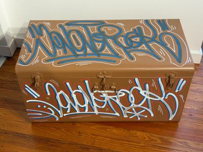 JONONE (John Andrew Perello)(1963), Composition sur caisse e…