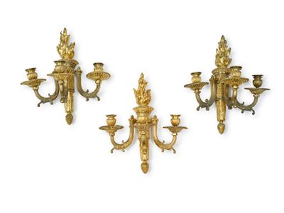 paire d'appliques murales anciennes en laiton