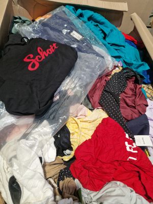 lot de 200 vêtements de seconde main, homme/femme toute sort…