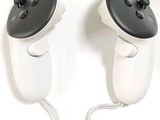 deux télécommandes reliées entre elles