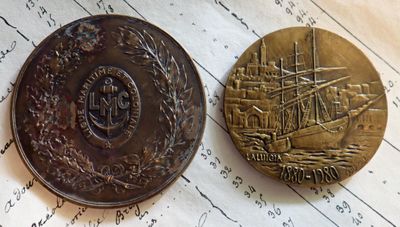 Deux médailles de table en bronze, compagnies maritimes, D :…