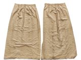 deux morceaux de papier brun sur fond blanc, avec un pantalon marron