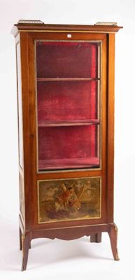 Petite VITRINE en acajou et placage d'acajou ouvrant en faça…