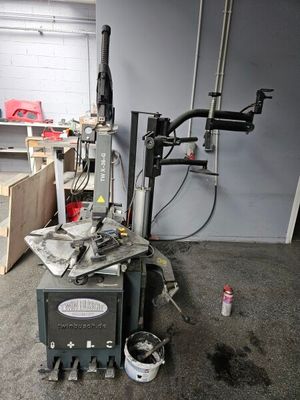 Démonte-pneus TWINBUSCH type TW-X-36-G numéro série QT242056… - Photo 1