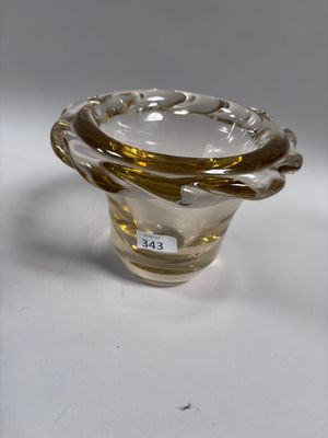 DAUM Nancy France vase en cristal jaune de forme tronconique…