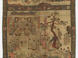une vieille tapisserie chinoise accrochée à un mur, à côté d'un mur blanc