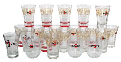 Ensemble comprenant environ 20 VERRES publicitaire… - Photo 1