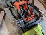 une photo d'une machine posée sur une palette
