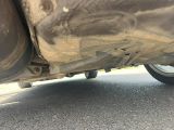 un gros plan du pare-chocs arrière d'une voiture