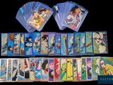 un paquet de cartes à l'effigie des personnages de Dragon Ball
