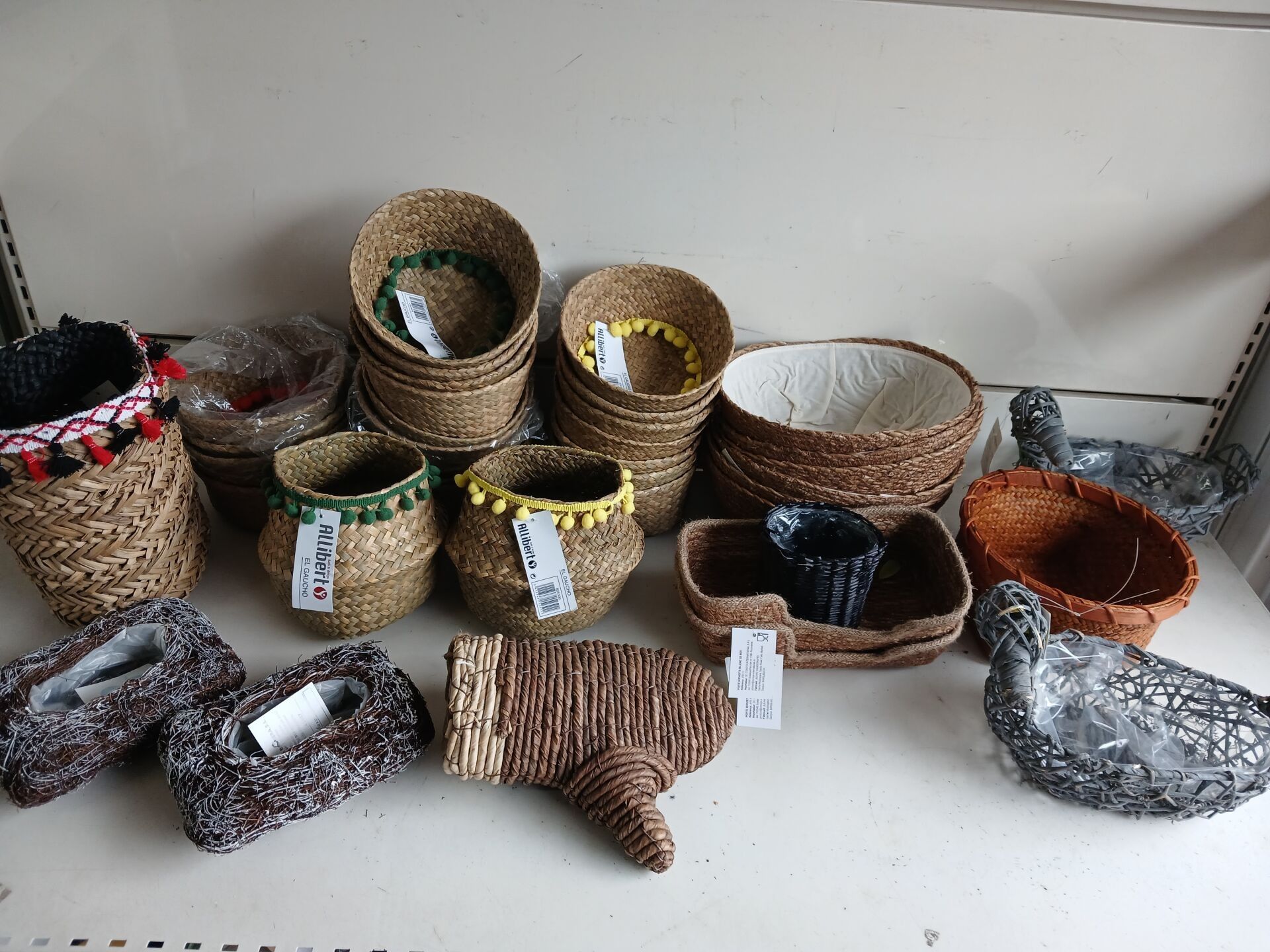 38 articles en jonc de mer / fibres naturelles ( cahes pots …