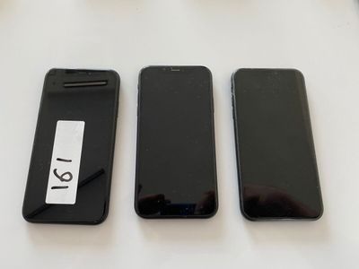 1 lot de 3 IPHONE XR sans chargeur (Situé 6e étage bureau di…