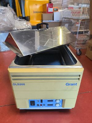 an image of a machine that is sitting on top of a table