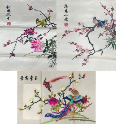 Ensemble de trois broderies chinoises sur soie représentant …