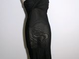 robe noire sans bretelles sur un mannequin, mannequin, mannequin, mannequin, mannequin, mannequin, mannequin, mannequin, manne