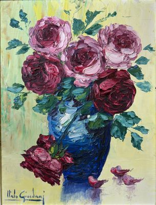tableau représentant un vase bleu contenant des roses roses sur fond jaune
